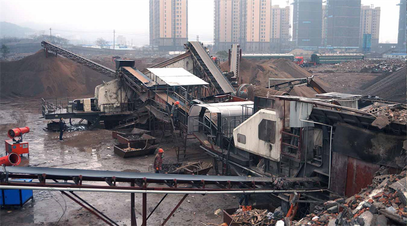 便捷，高效，移动破碎！融龙建筑垃圾破碎现场大集锦
